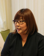 岩崎恵美　先生